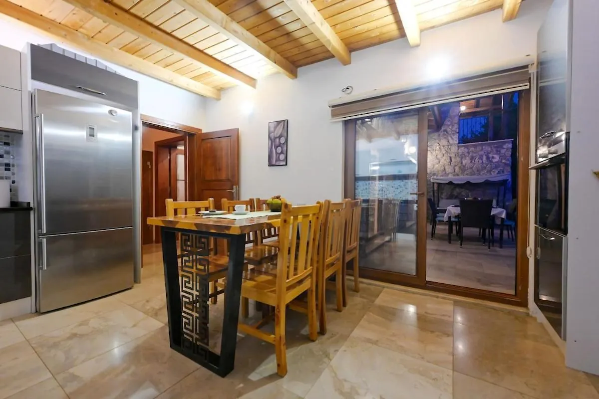 Villa Candy Stone, Private Pool Villa For 8 People 0*, Fethiye